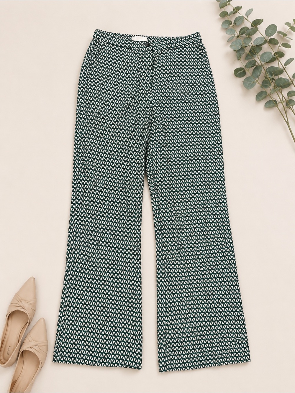 H&M Green and White Wide-Leg Patterned Pants